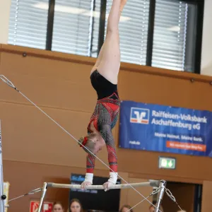 Turnerin beim Wettkampf